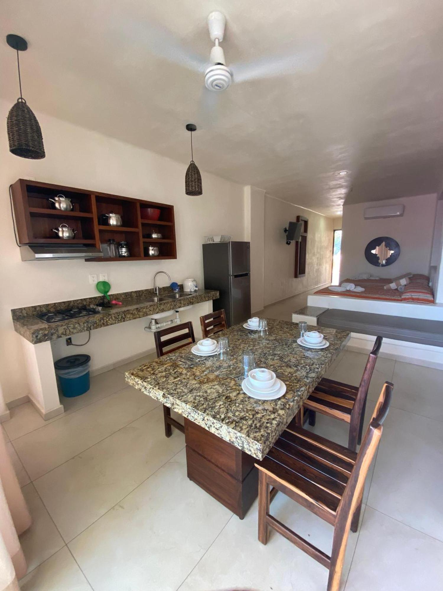 Amparo Resort Лос-Айяла Экстерьер фото